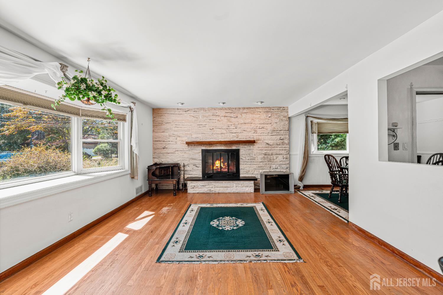 7 Addalia Lane Edison, NJ 08820 - Photo 2 of 45 Gallery Image 2