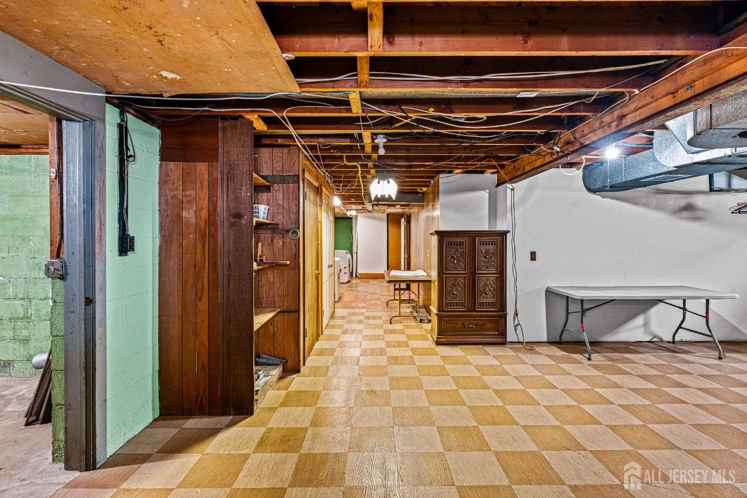 7 Addalia Lane Edison, NJ 08820 - Photo 30 of 45 Gallery Image 30