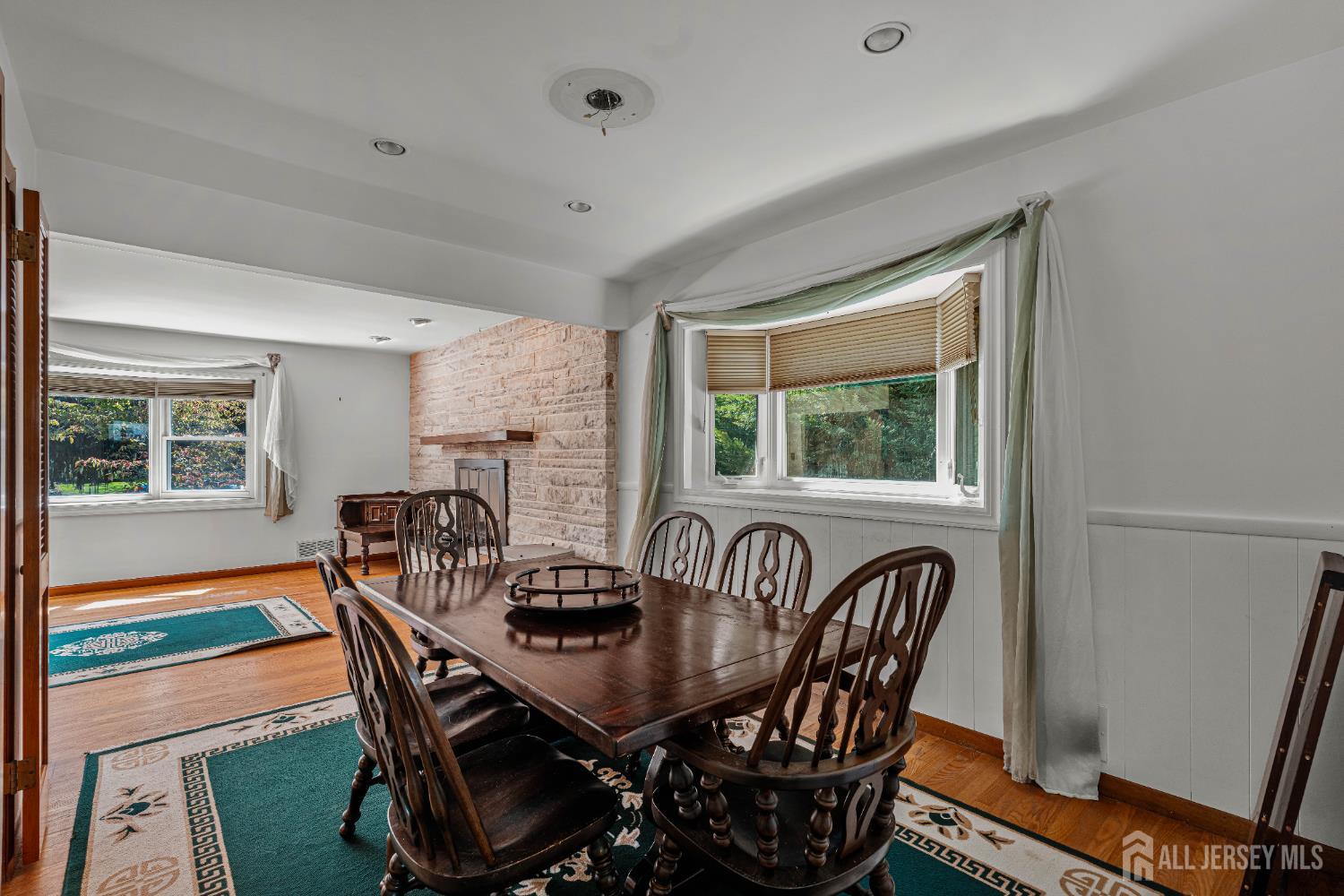 7 Addalia Lane Edison, NJ 08820 - Photo 5 of 45 Gallery Image 5