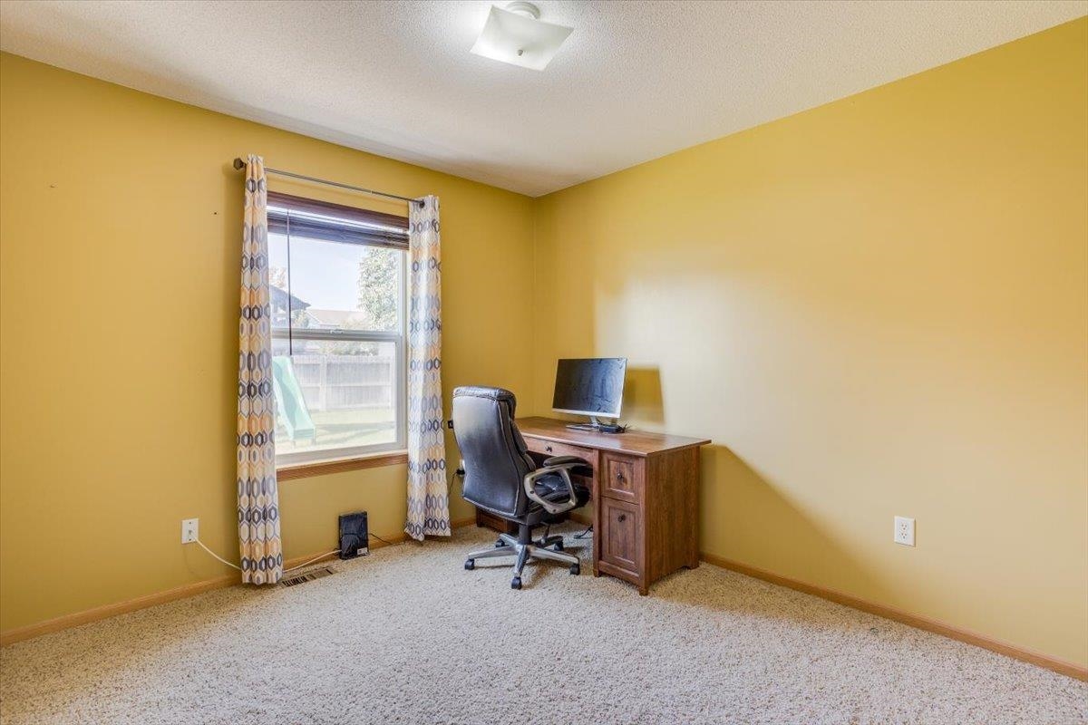 1803 Honeysuckle Circle Andover, KS 67002 - Photo 16 of 30