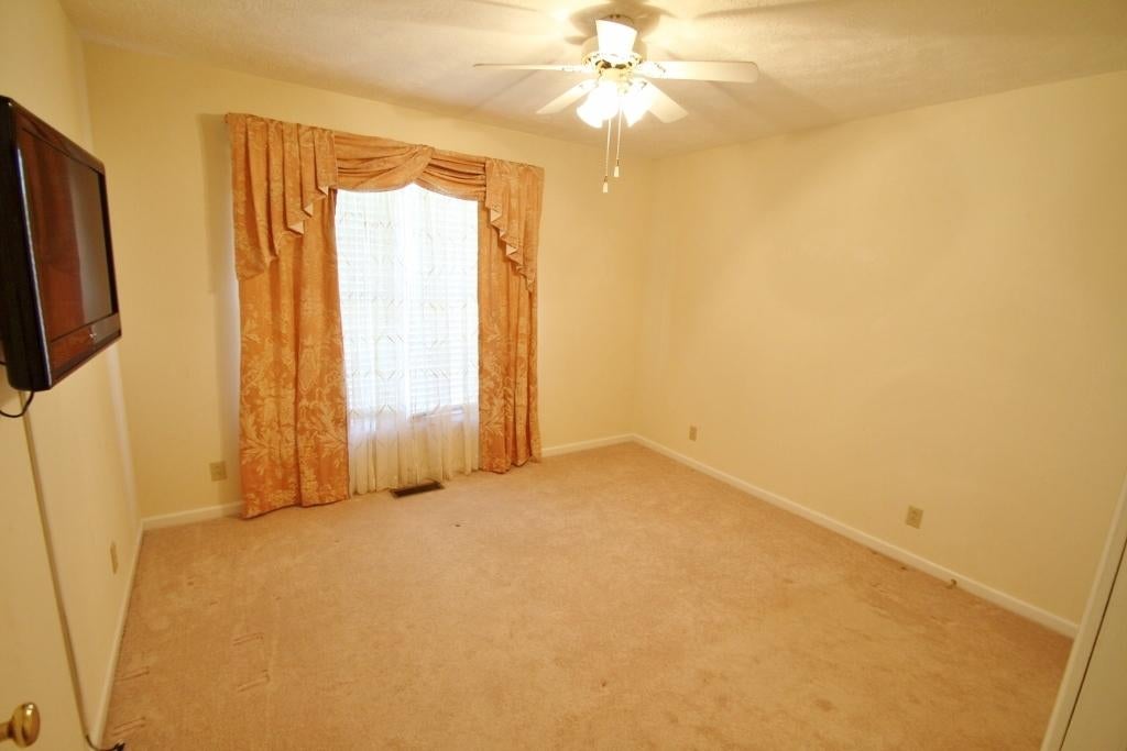 207 West Bailey Road Lewisburg, WV 24901 - Photo 20 of 40 Gallery Image 20