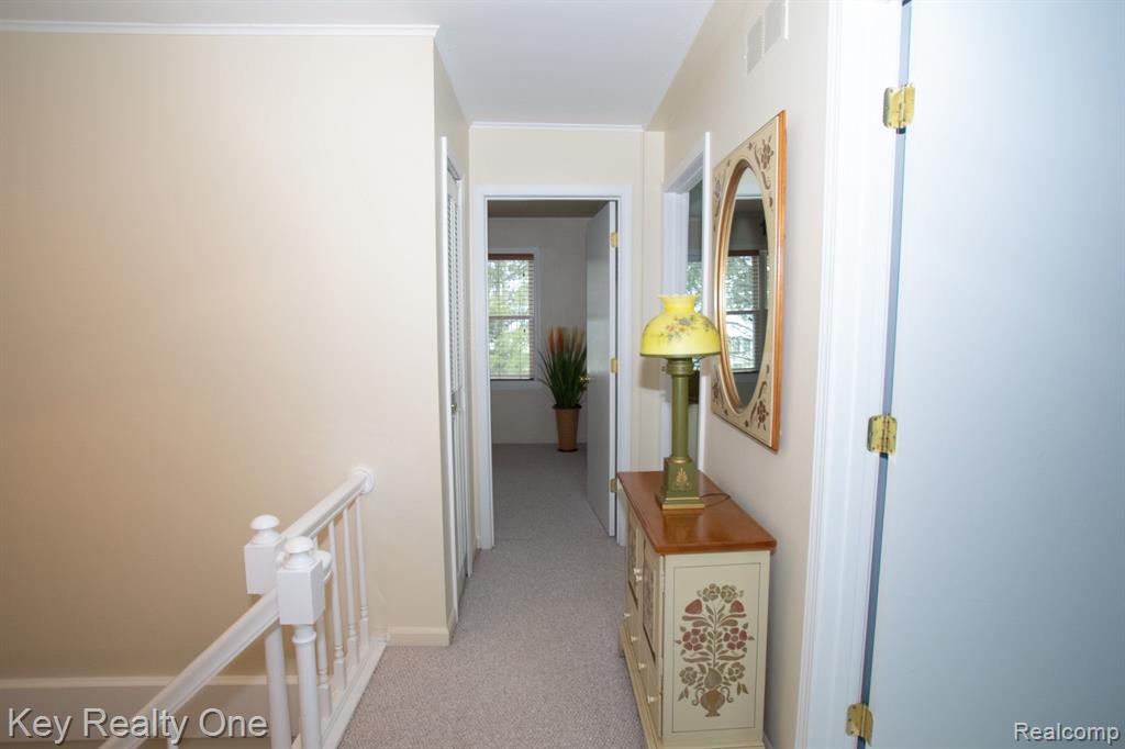 1106 Moreland Court Rochester, MI 48307 - Photo 12 of 21