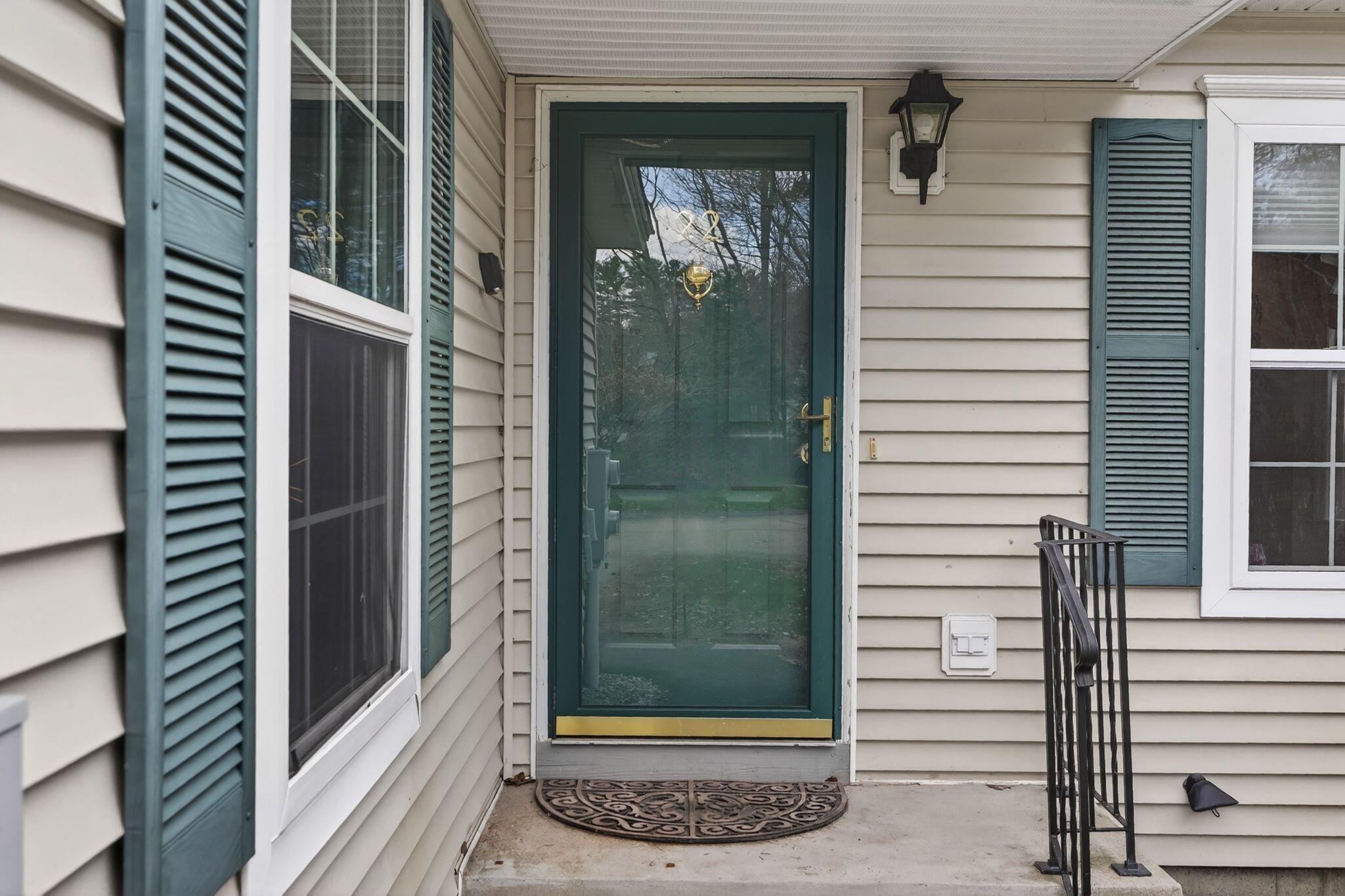 22 Greenwich Way, Unit 40 Kennebunk, ME 04043 - Photo 2 of 26 22 Greenwich