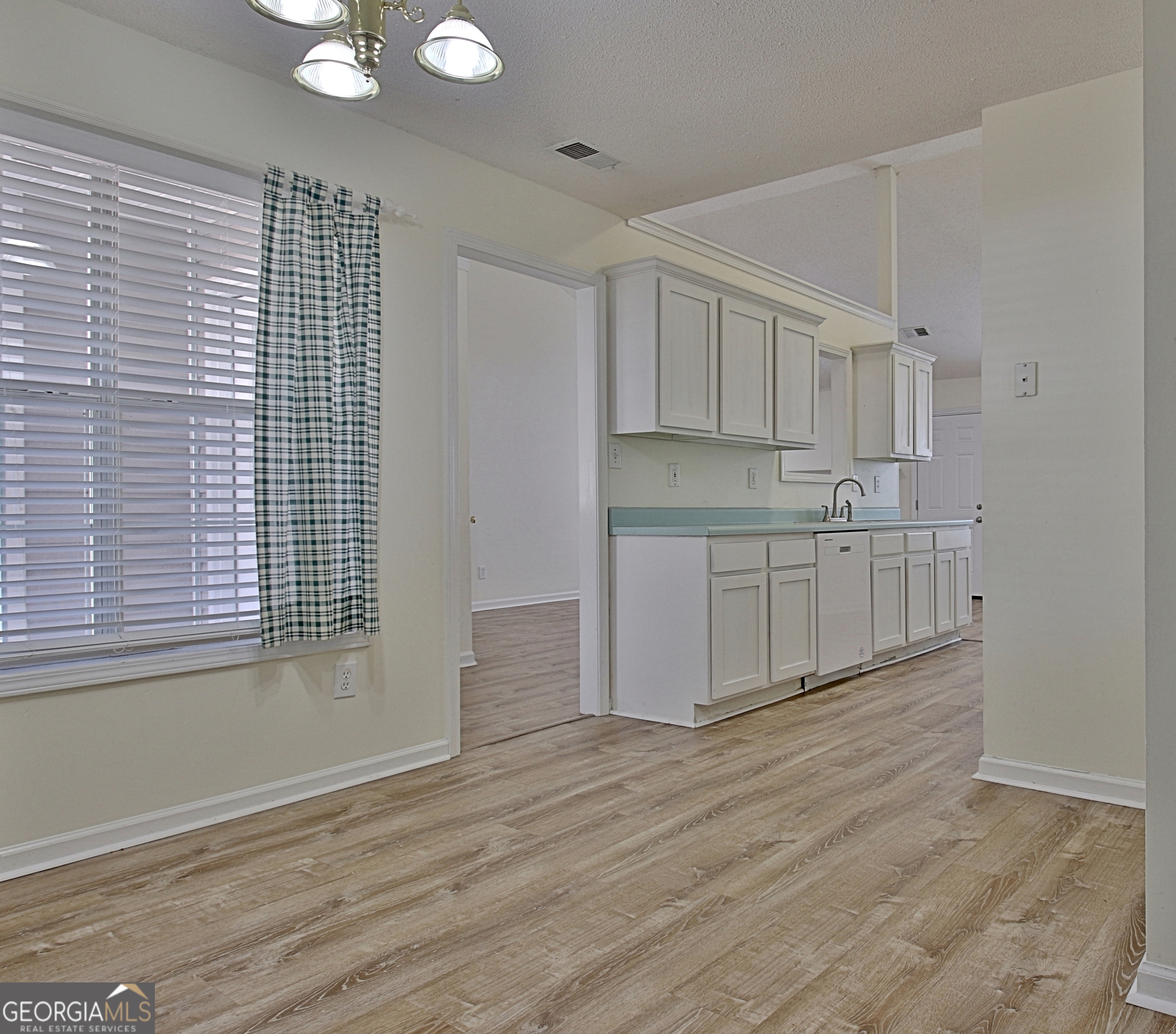 514 Sarah's Lane Locust Grove, GA 30248 - Photo 20 of 47