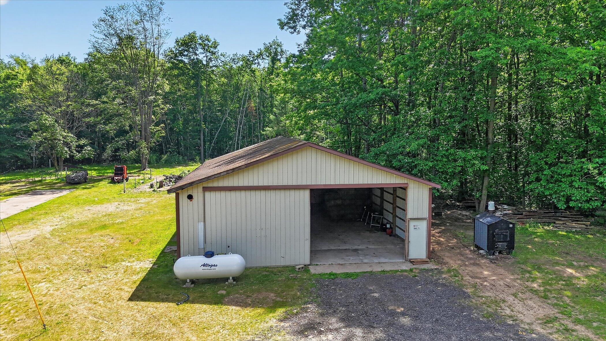 10260 North Ferris Road Riverdale, MI 48877 - Photo 52 of 57 70-10260-N-Ferris-Rd-WindowStill