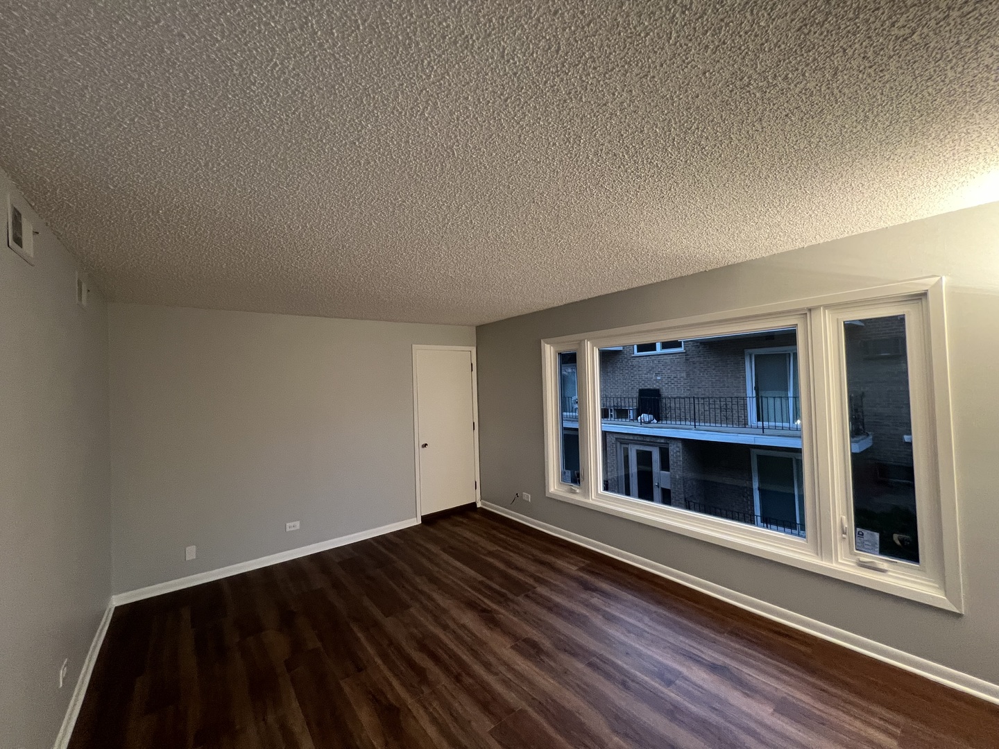 9721 South Harlem Avenue, Unit 2D Chicago Ridge, IL 60415 - Photo 8 of 12 Gallery Image 8