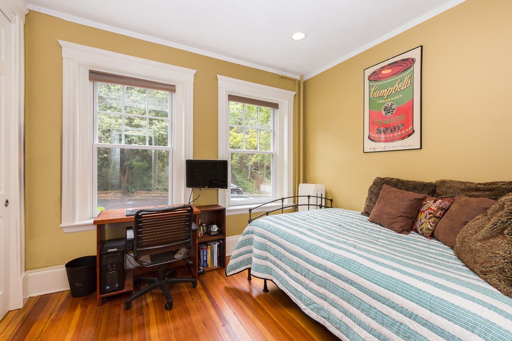 12 Colbourne Crescent, Unit 1 Brookline, MA 02445 - Photo 21 of 30