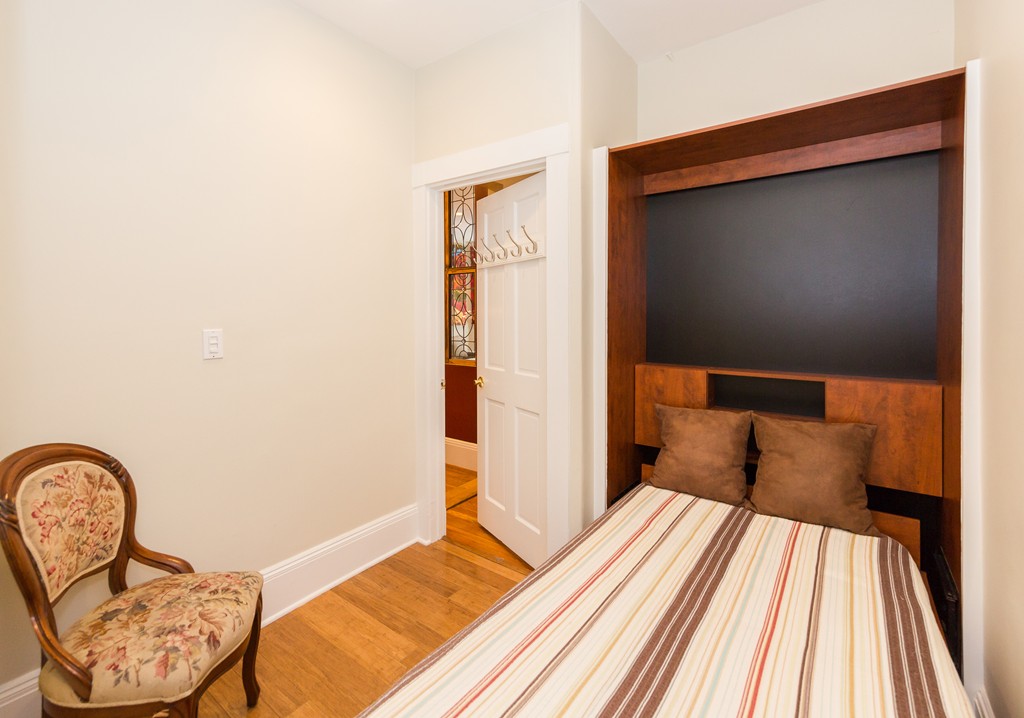 12 Colbourne Crescent, Unit 1 Brookline, MA 02445 - Photo 25 of 30