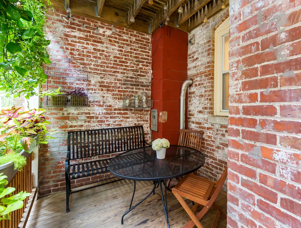 12 Colbourne Crescent, Unit 1 Brookline, MA 02445 - Photo 28 of 30