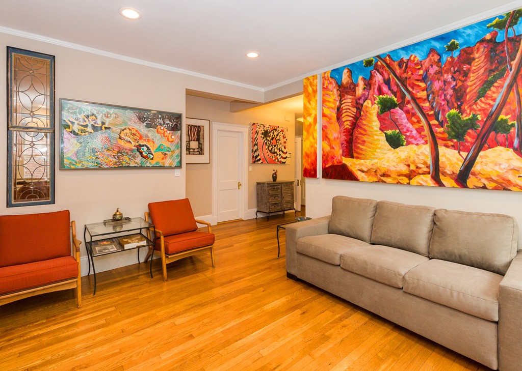 12 Colbourne Crescent, Unit 1 Brookline, MA 02445 - Photo 5 of 30