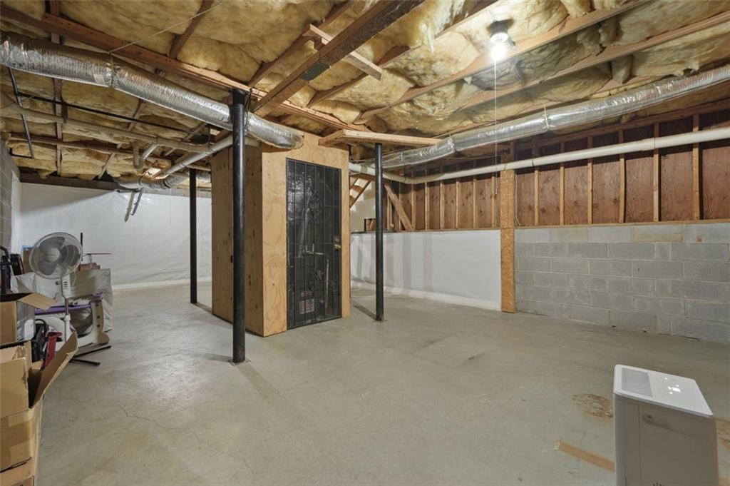 6420 Marbut Road Lithonia, GA 30058 - Photo 24 of 29 a view of a room with gym equipment