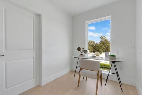 $1,095,000 | 1002 East Robinson Street, Orlando, FL 32801