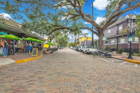 $1,095,000 | 1002 East Robinson Street, Orlando, FL 32801