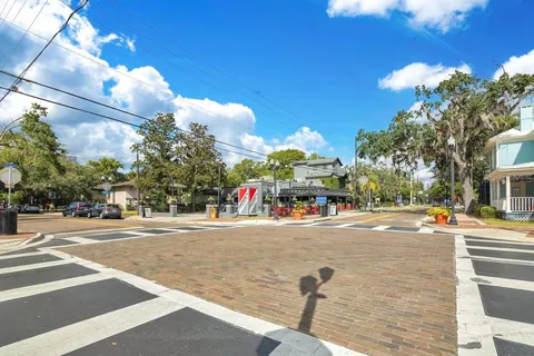 $1,095,000 | 1002 East Robinson Street, Orlando, FL 32801