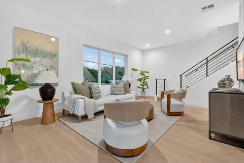 a view of a wall with an empty wall