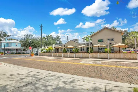 $1,095,000 | 1002 East Robinson Street, Orlando, FL 32801