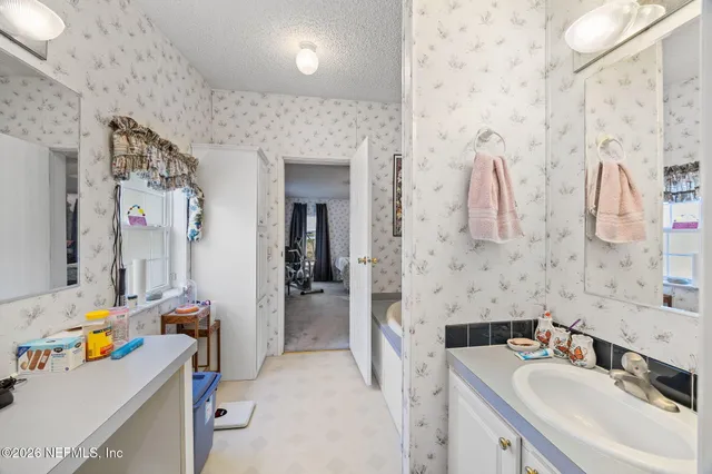 $405,000 | 44170 Woodland Circle, Callahan, FL 32011