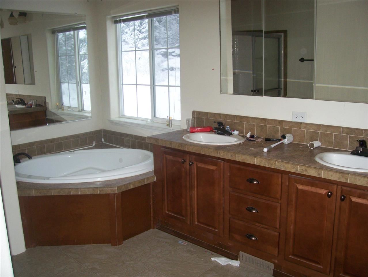 1342 Diamond View Road Newport, WA 99156 - Photo 5 of 13 Gallery Image 5