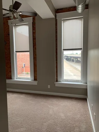 $1,350 | 1534 River Drive, Unit 203, Moline, IL 61265