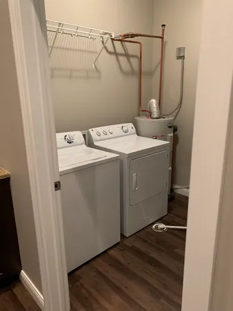 $1,350 | 1534 River Drive, Unit 203, Moline, IL 61265