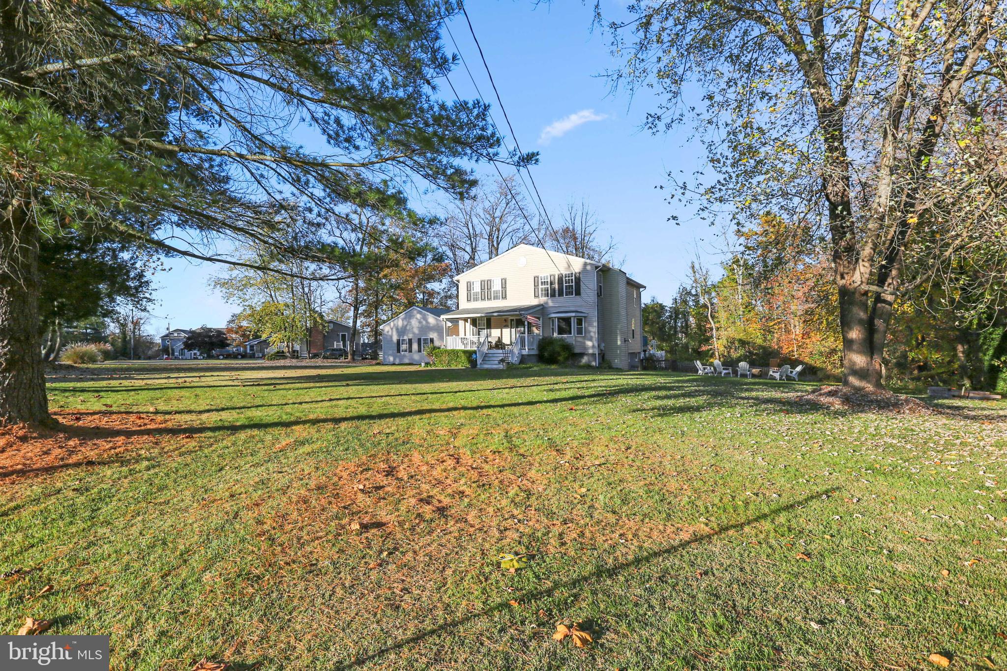 6908 Yale Road Middle River, MD 21220 - Photo 4 of 55 Expansive property surrounds this beautiful home.