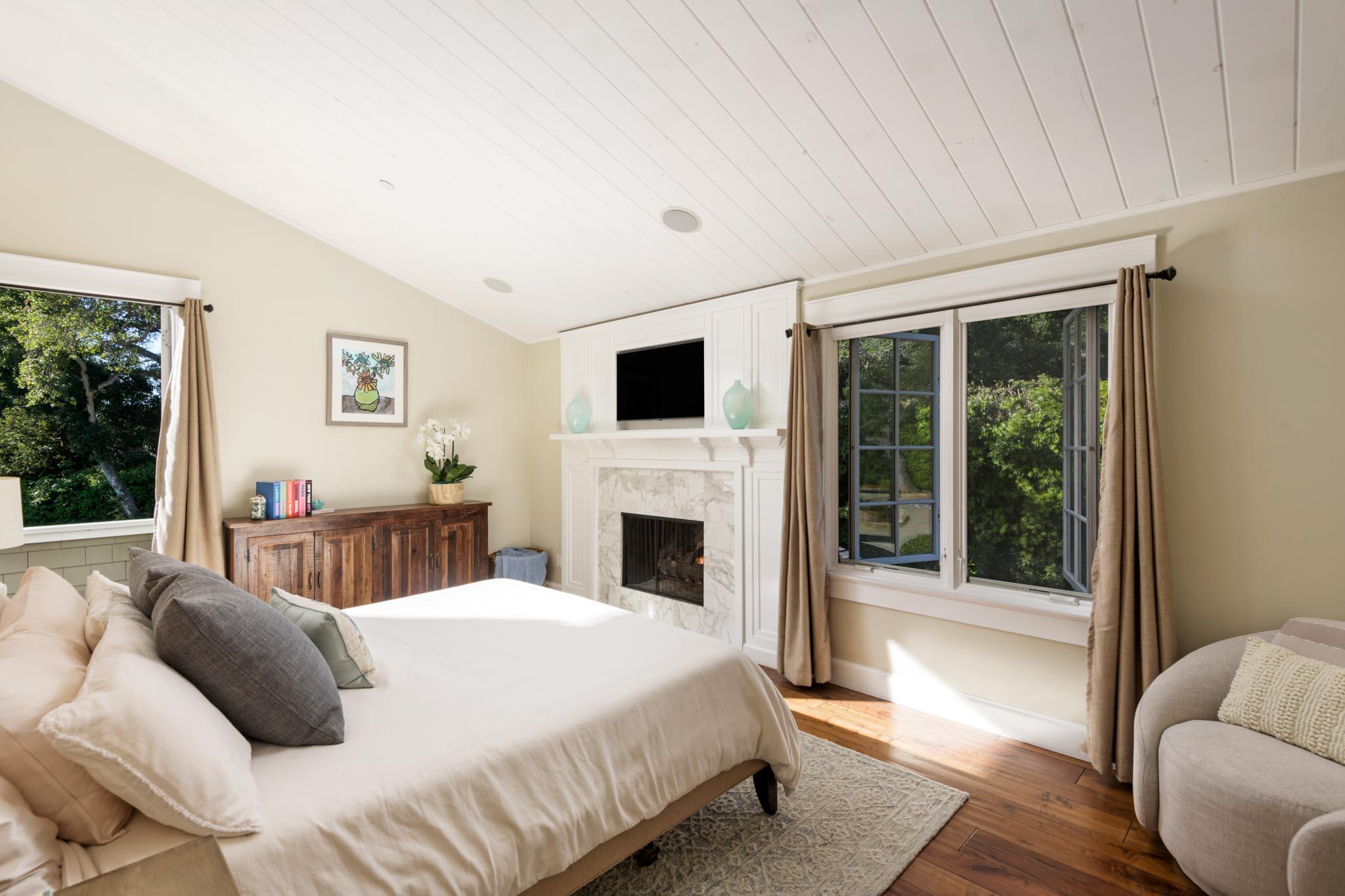 1650 East Valley Road Montecito, CA 93108 - Photo 12 of 28 Primary Bedroom