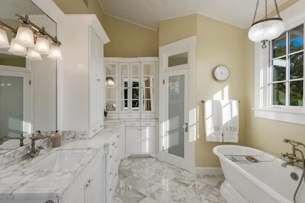 $12,250,000 | 1650 East Valley Road, Montecito, CA 93108