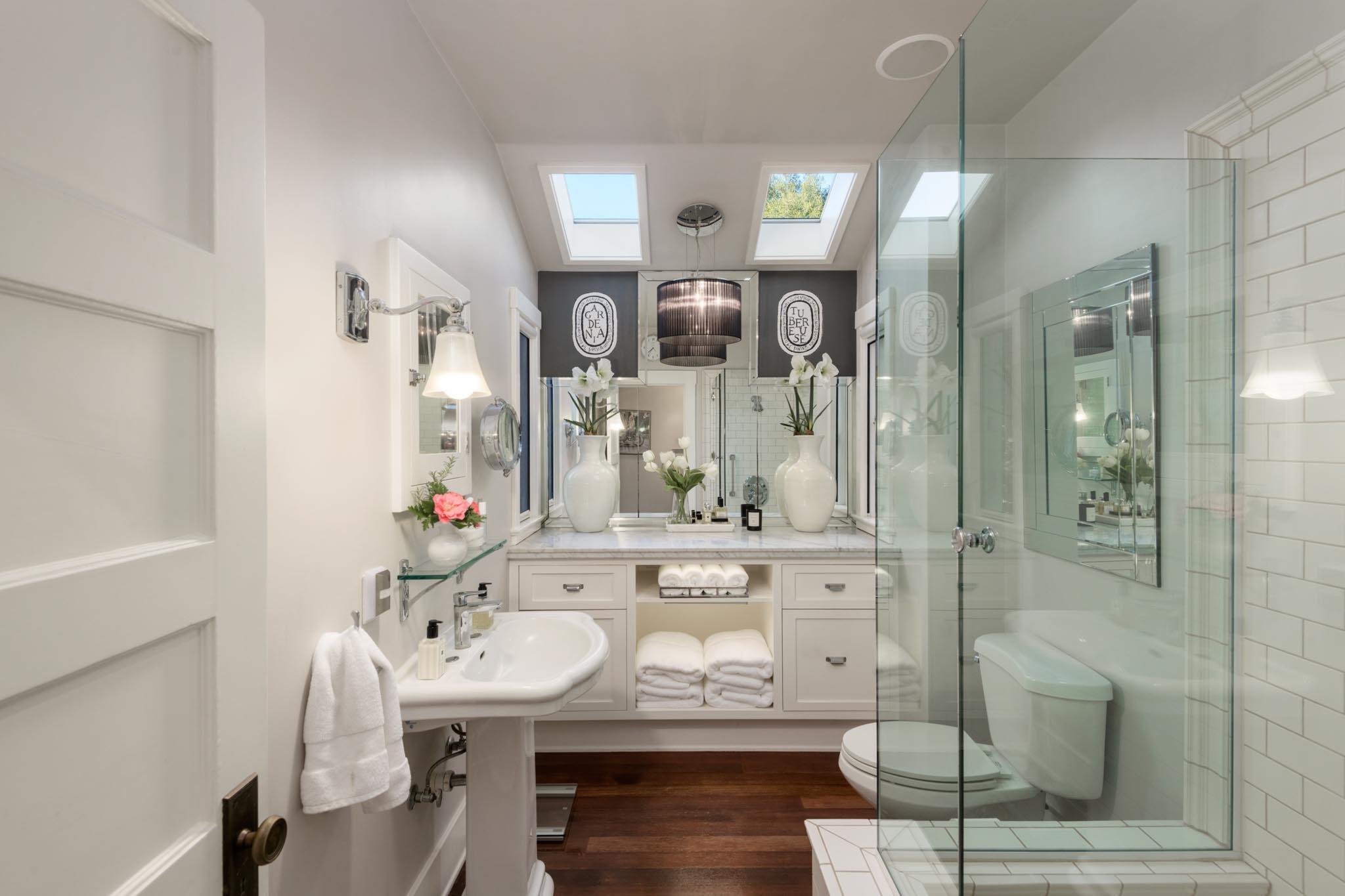 1650 East Valley Road Montecito, CA 93108 - Photo 22 of 27 Guest Bathroom