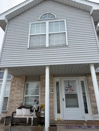 $214,000 | 5511 West Cal Sag Road, Alsip, IL 60803