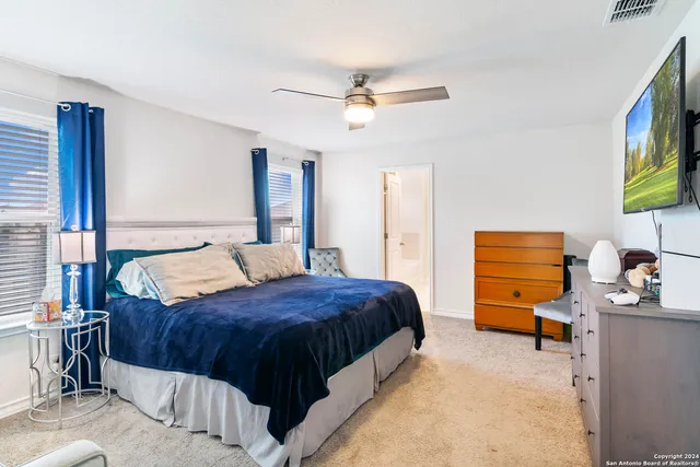 $2,000 | 9606 Tupelo Hollow, San Antonio, TX 78254