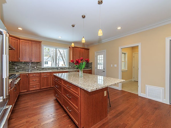 67 Truman Road Newton, MA 02459 - Photo 8 of 23 Gallery Image 8