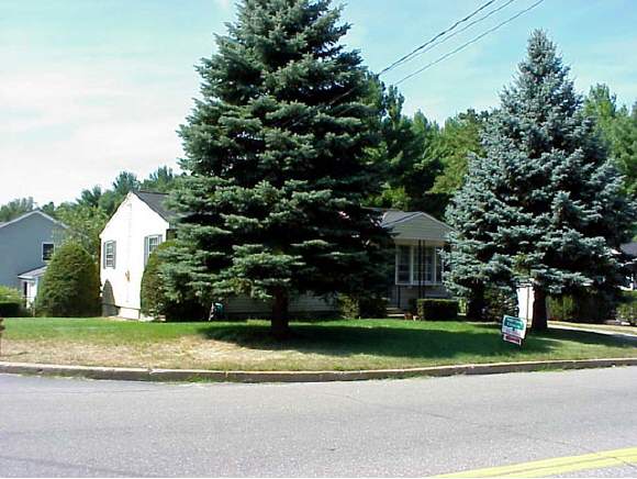 1060 Goffstown Road Manchester, NH 03102 - Photo 1 of 2