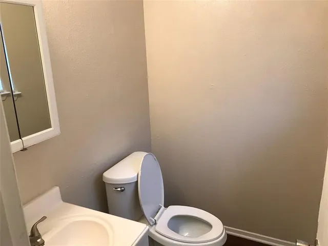 $1,695 | 901 Malibu Drive, Garland, TX 75043