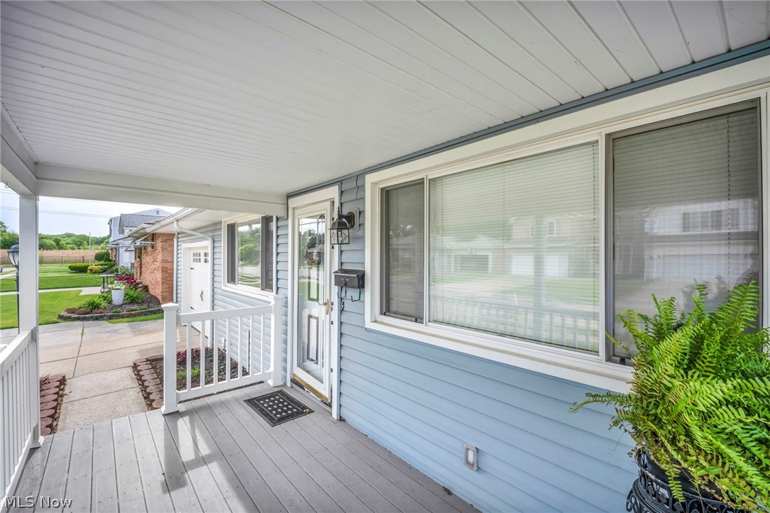 30892 Harrison Road Wickliffe, OH 44092 - Photo 5 of 46