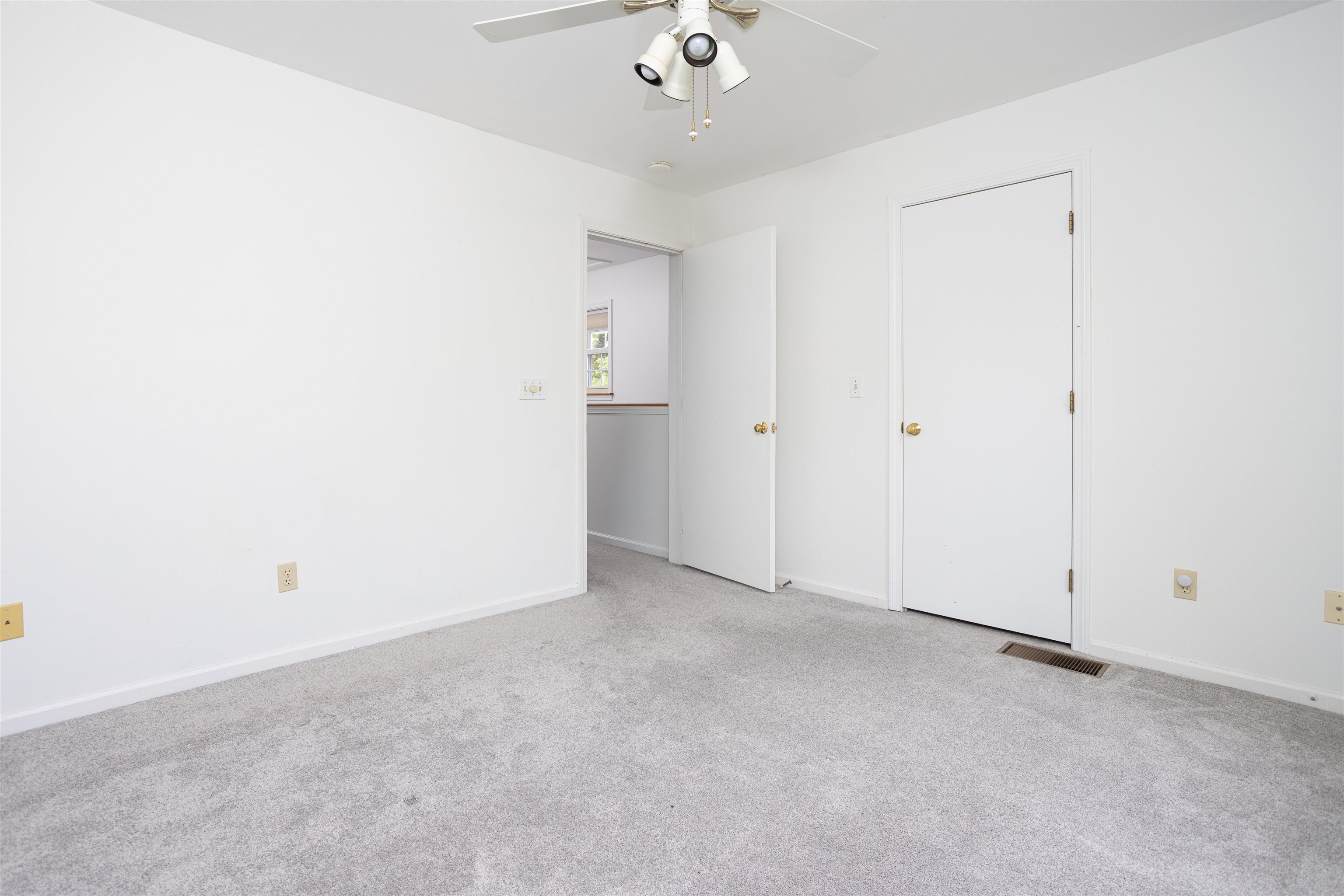 331 Cedar Lane Williston, VT 05495 - Photo 20 of 33