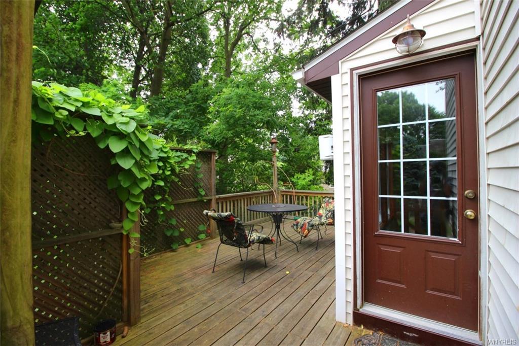 28 Richfield Road Amherst, NY 14221 - Photo 5 of 35
