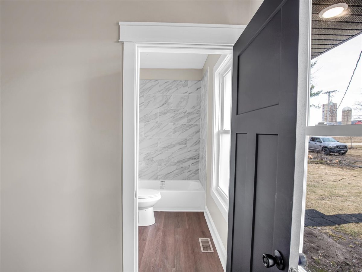 18763 Grade School Road Caledonia, IL 61011 - Photo 18 of 40