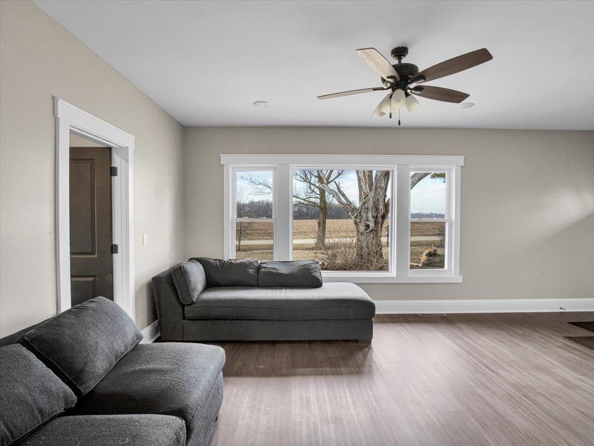 18763 Grade School Road Caledonia, IL 61011 - Photo 2 of 40