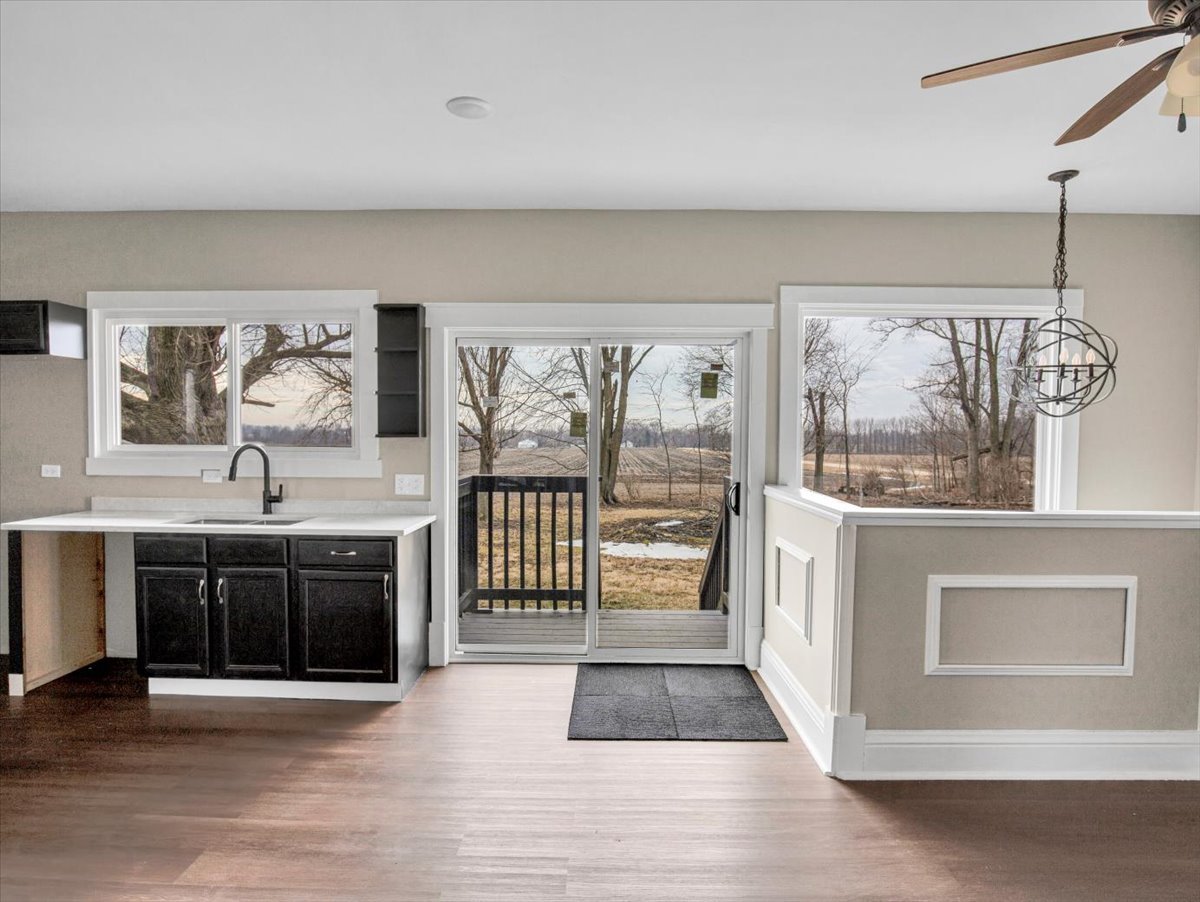 18763 Grade School Road Caledonia, IL 61011 - Photo 3 of 40