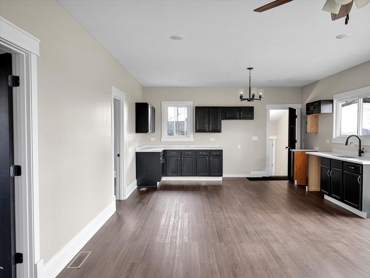 18763 Grade School Road Caledonia, IL 61011 - Photo 9 of 40