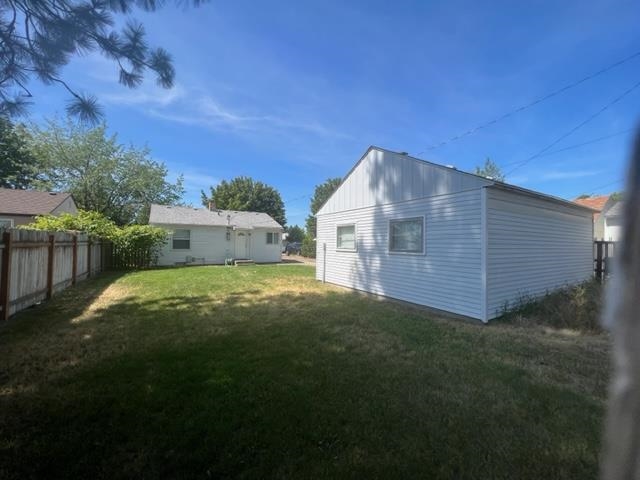 5708 North Milton Street Spokane, WA 99205 - Photo 4 of 16