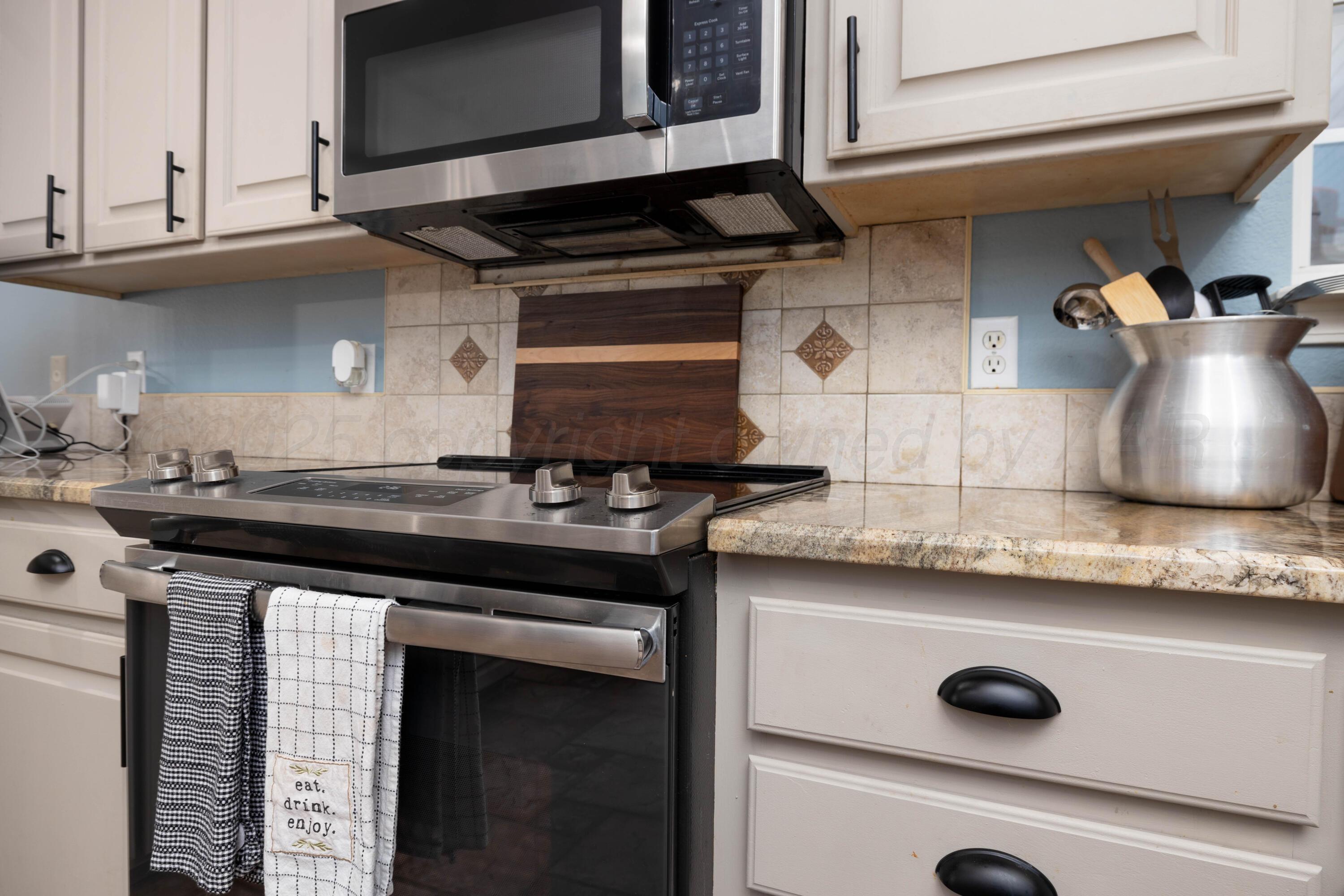 19946 Laramie Drive Amarillo, TX 79124 - Photo 11 of 50 19946 Laramie Interior-9