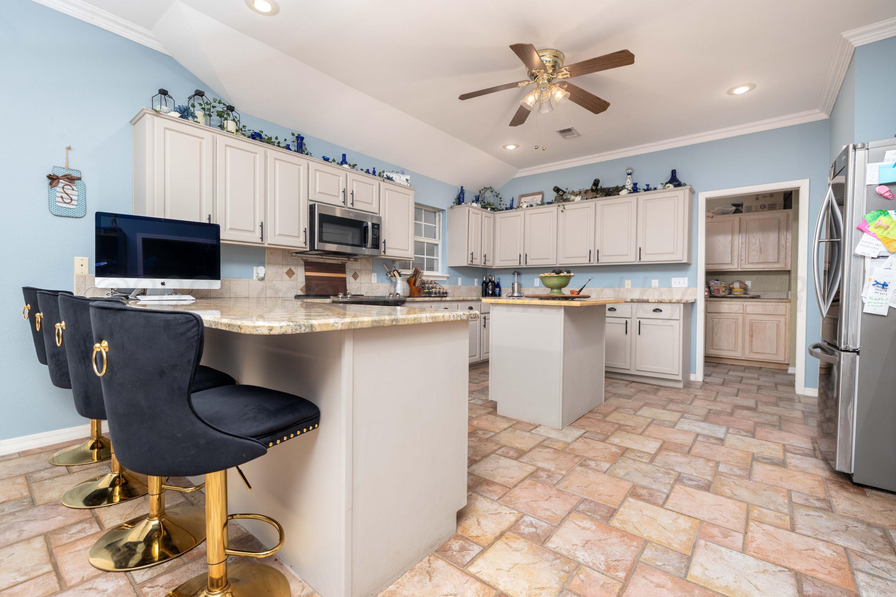 19946 Laramie Drive Amarillo, TX 79124 - Photo 7 of 50 19946 Laramie Interior-5