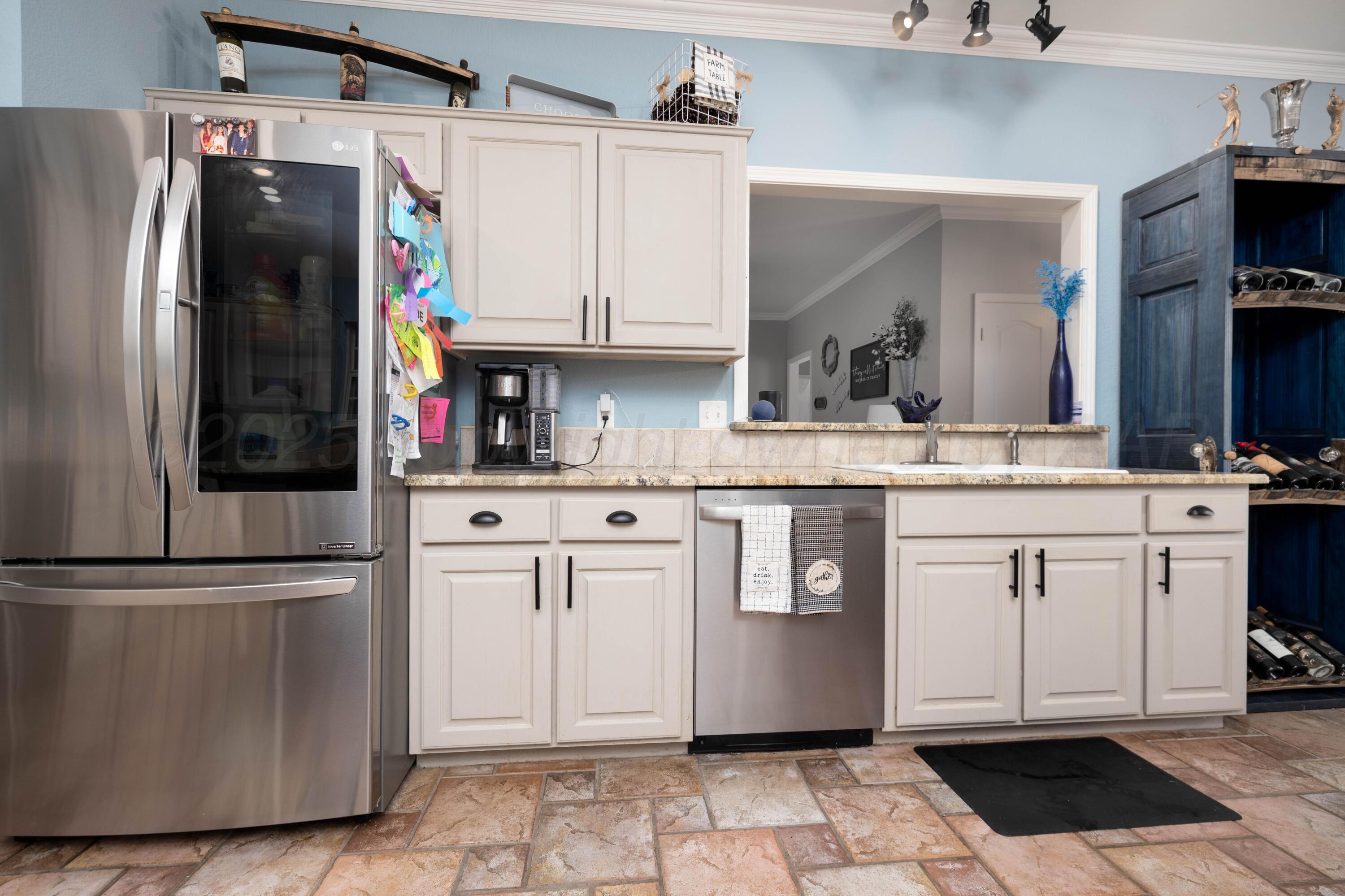 19946 Laramie Drive Amarillo, TX 79124 - Photo 8 of 50 19946 Laramie Interior-6