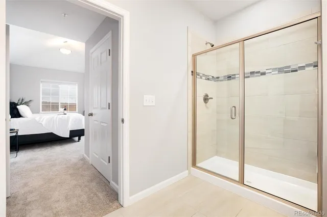 a view of utility room