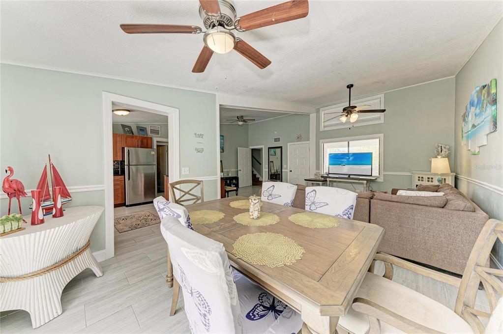 1581 Royal Road Venice, FL 34293 - Photo 20 of 41 a dining room with furniture and window