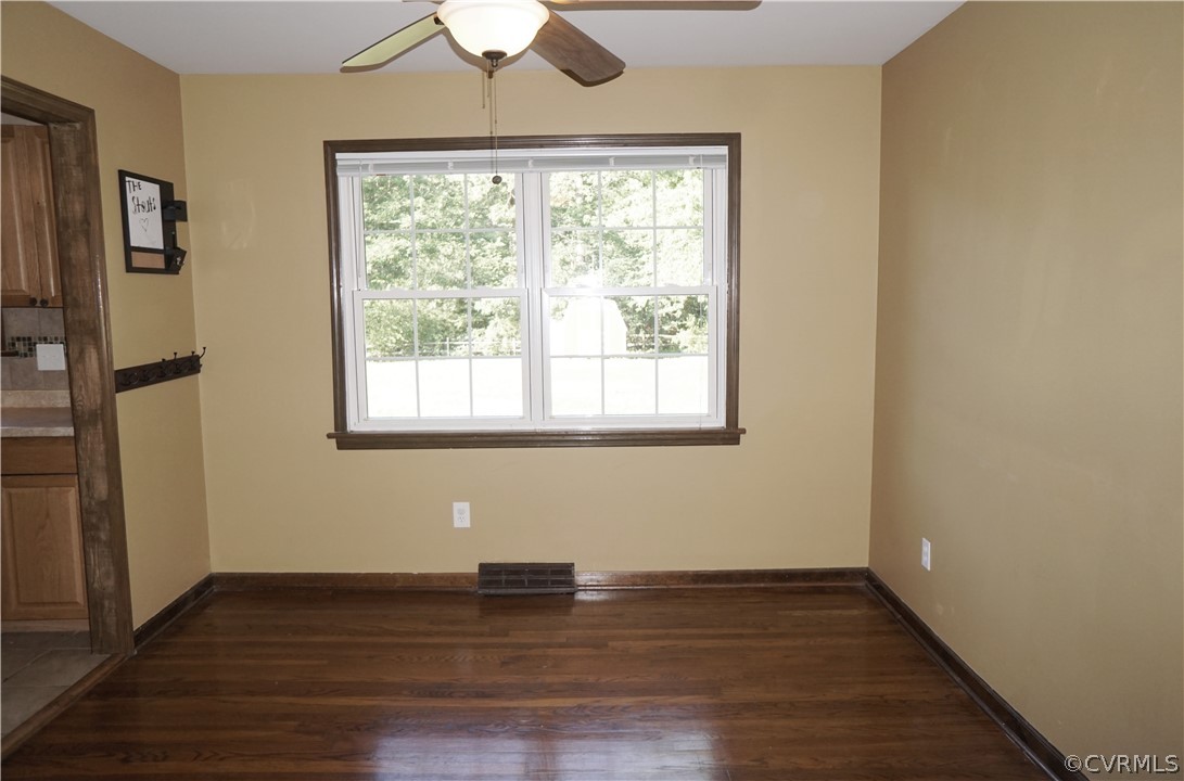 14301 Rivermont Road Chester, VA 23836 - Photo 12 of 50