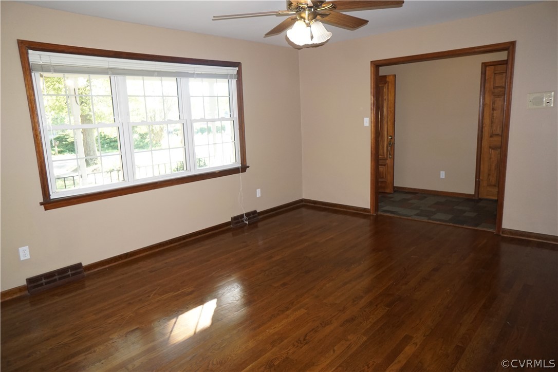 14301 Rivermont Road Chester, VA 23836 - Photo 13 of 50