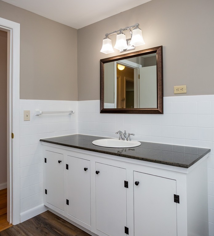 138 West Meadowview Road Holyoke, MA 01040 - Photo 19 of 30