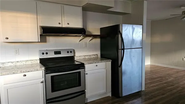 $255,000 | 506 North Elm Street, Metairie, LA 70003